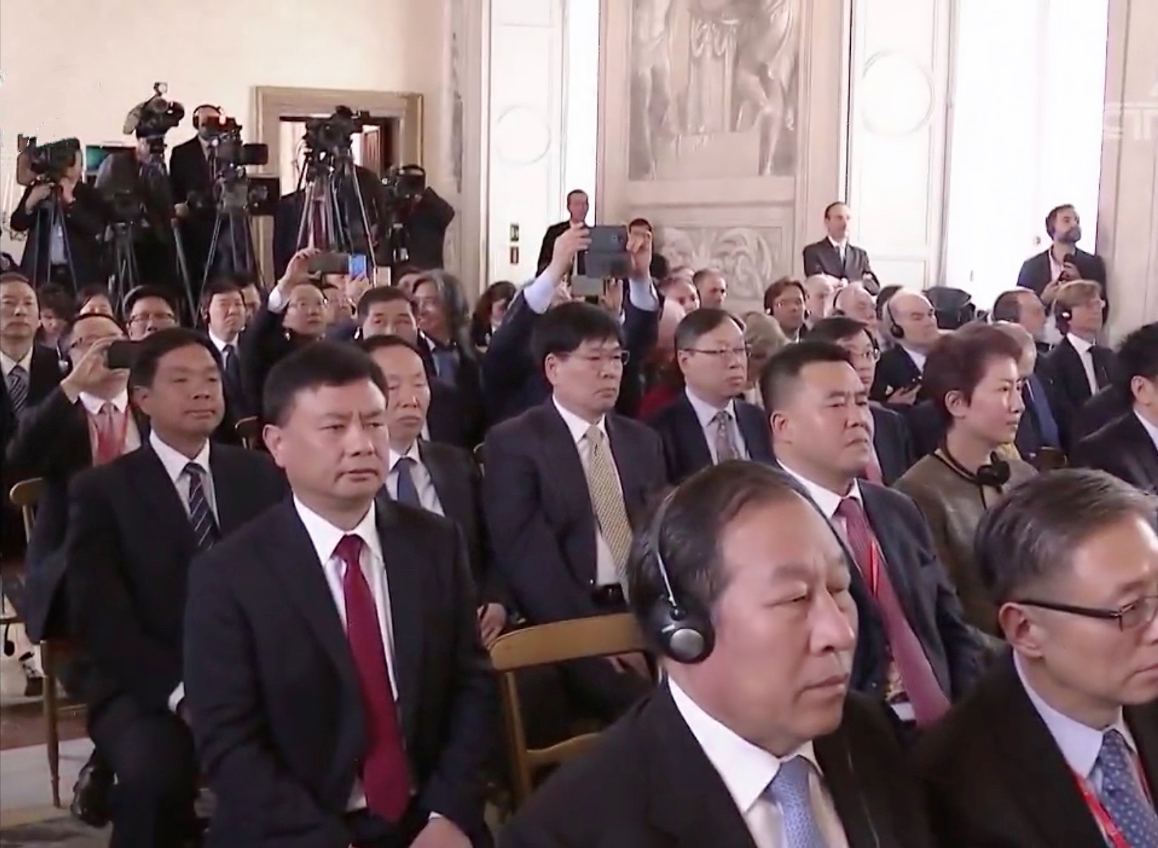 1553500816265127.jpg 331559466657273031.jpg